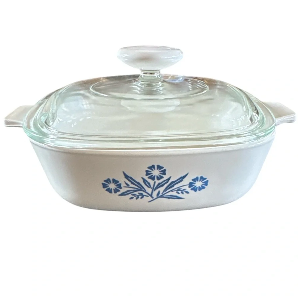 Vintage Corning Ware Blue Vintage Cornflower P-1-B 1 Qt Casserole with Glass Lid